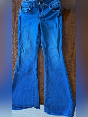 MOTHER The Weekender Jeans in Layover size 29